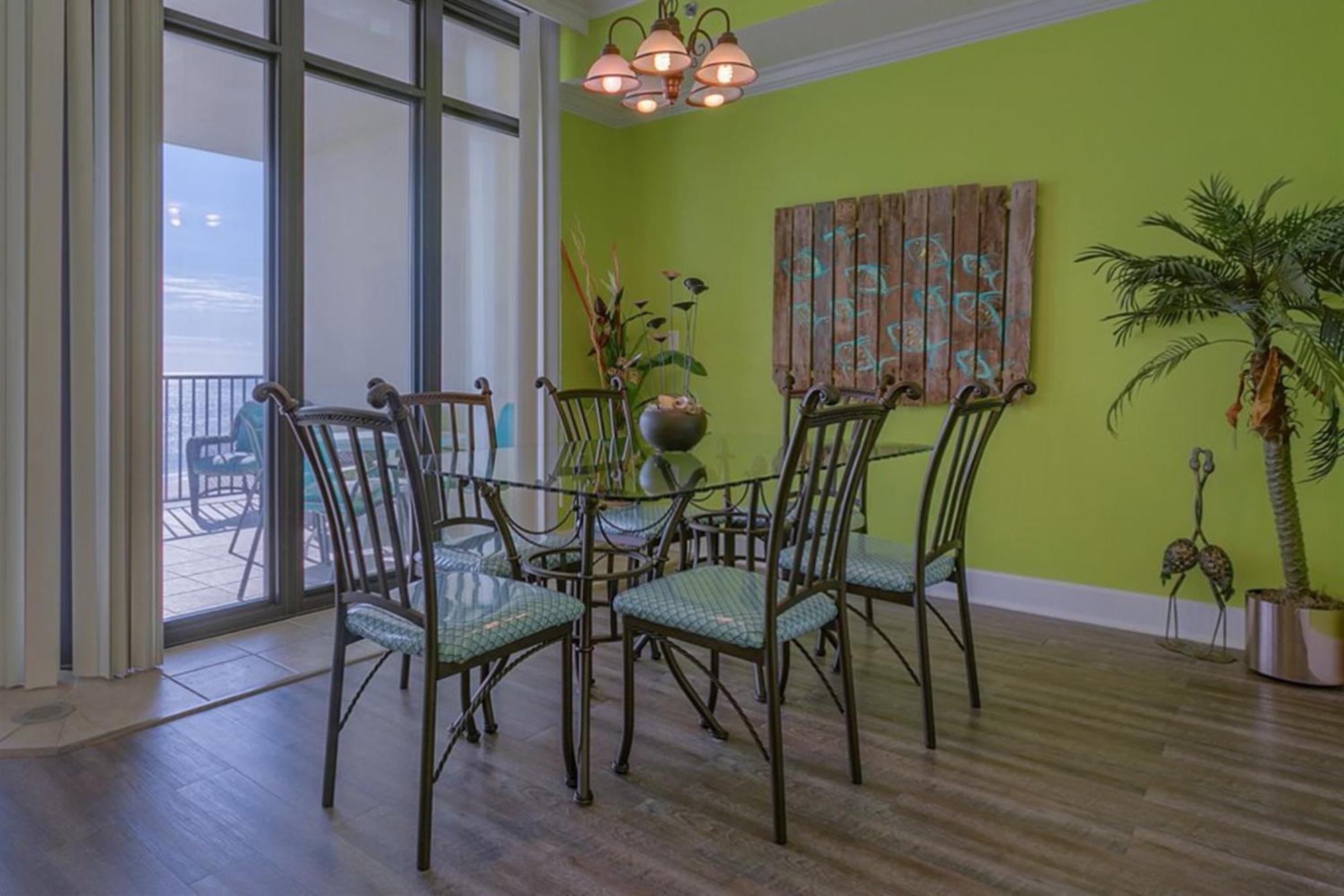 Phoenix West Orange Beach Room photo