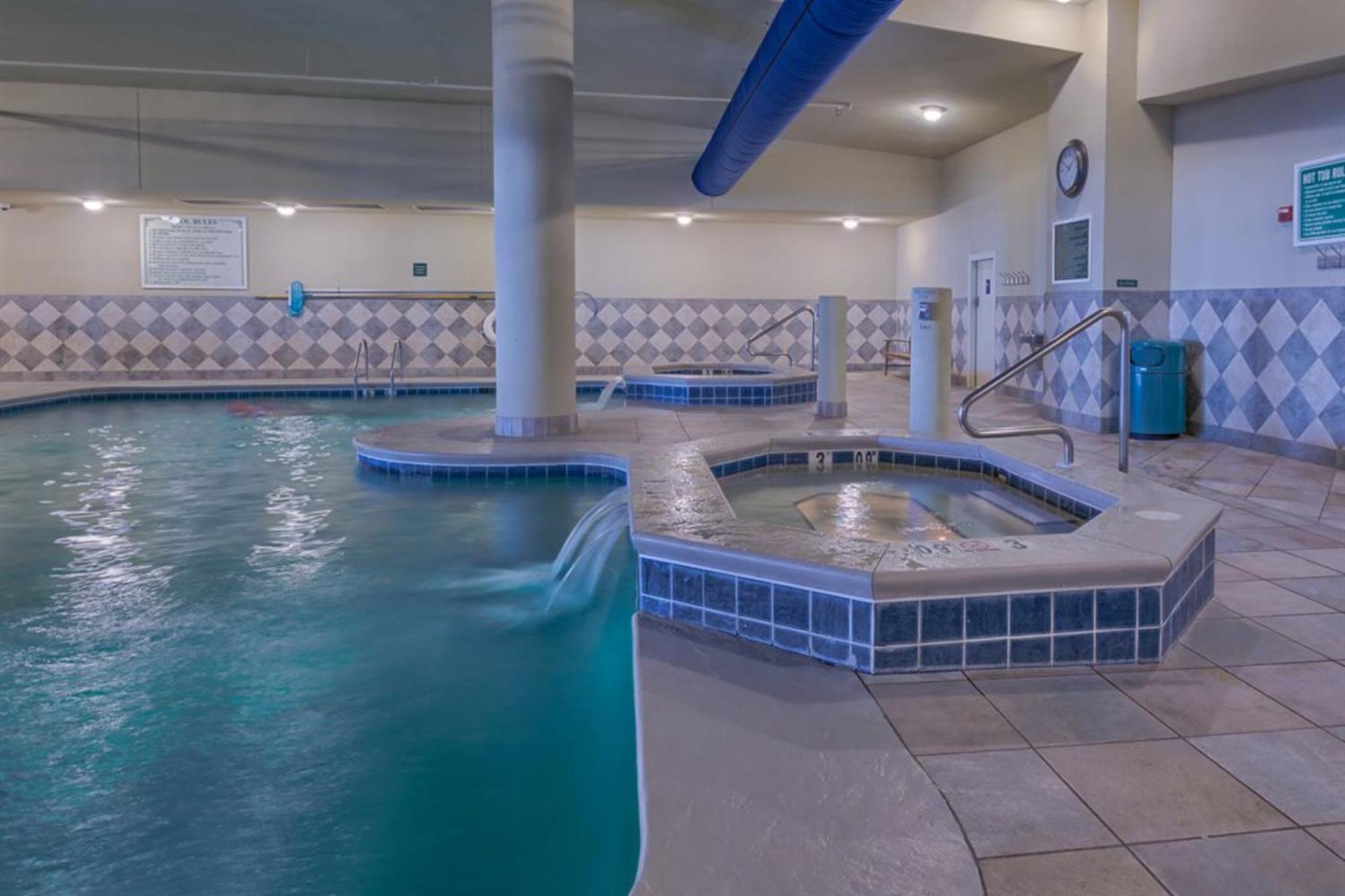 Phoenix West Orange Beach Room photo