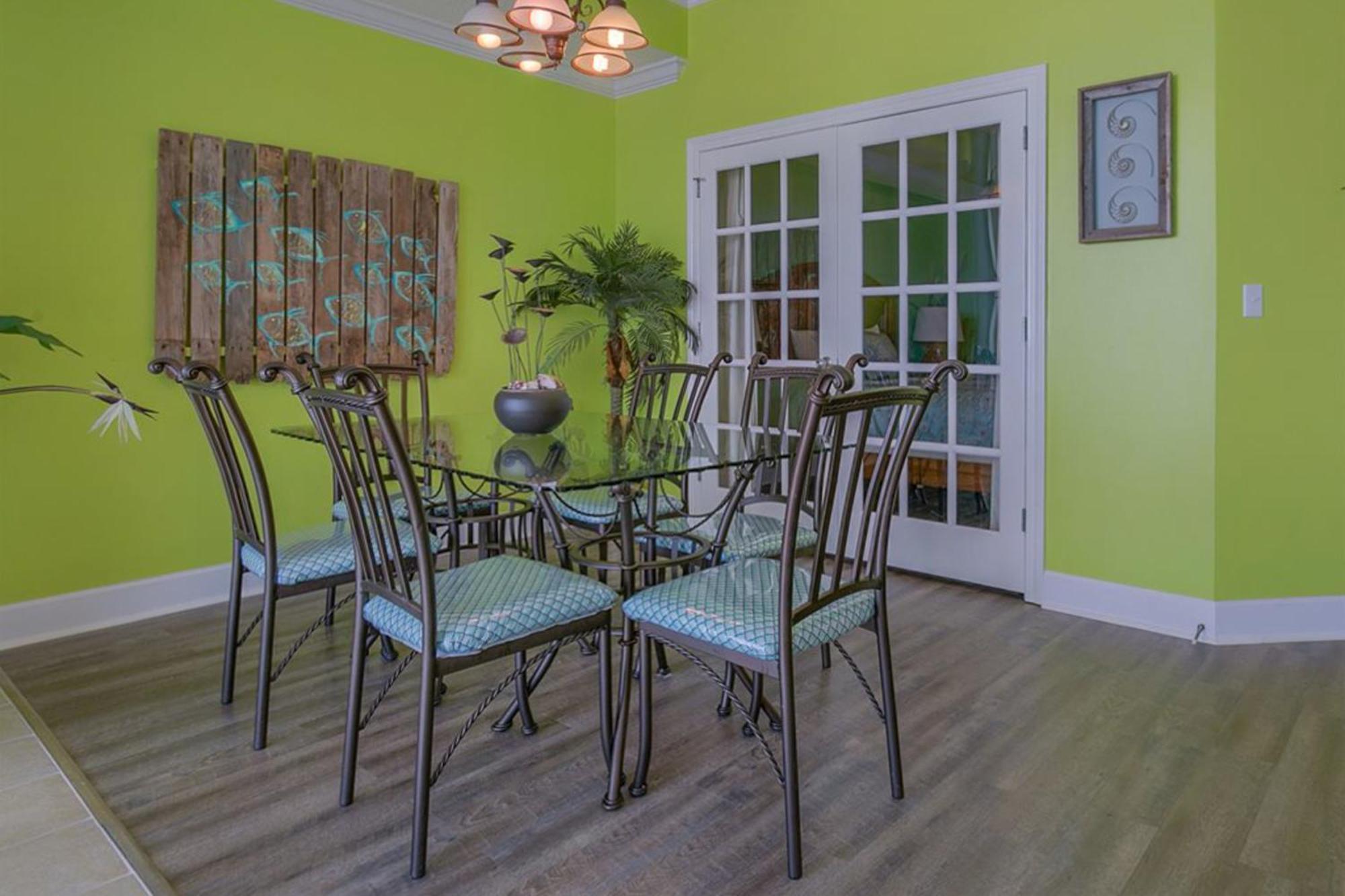 Phoenix West Orange Beach Room photo